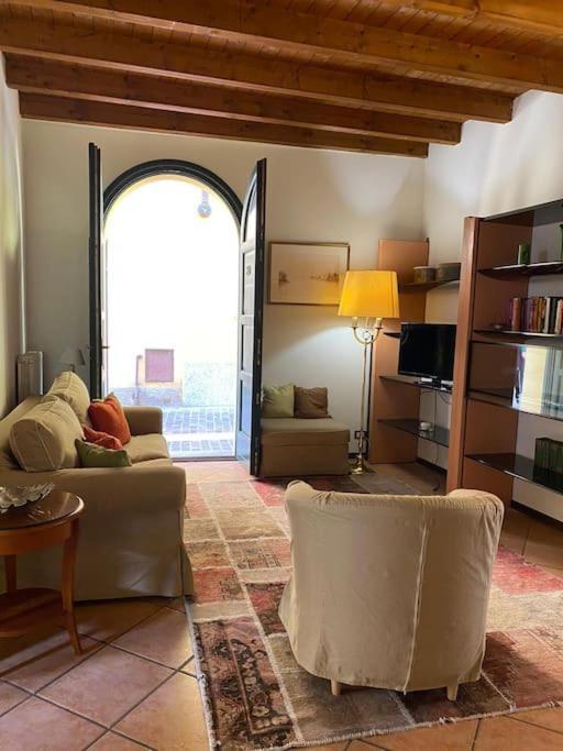 Апартаменты La Casa Nel Borgo Анджера Экстерьер фото